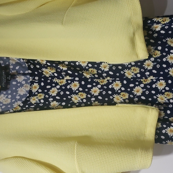 Dress - Picture 5 of 16